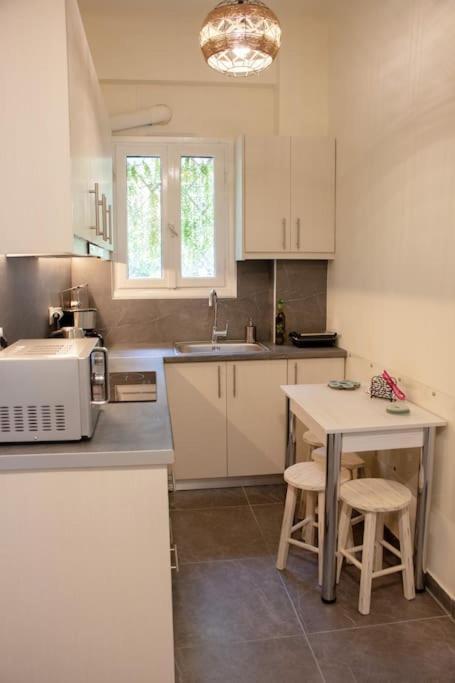 Apartment Of The Square Athens