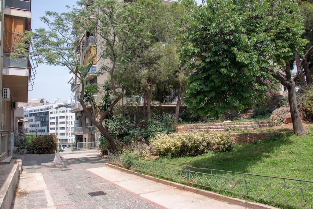 Of The Square Apartment *